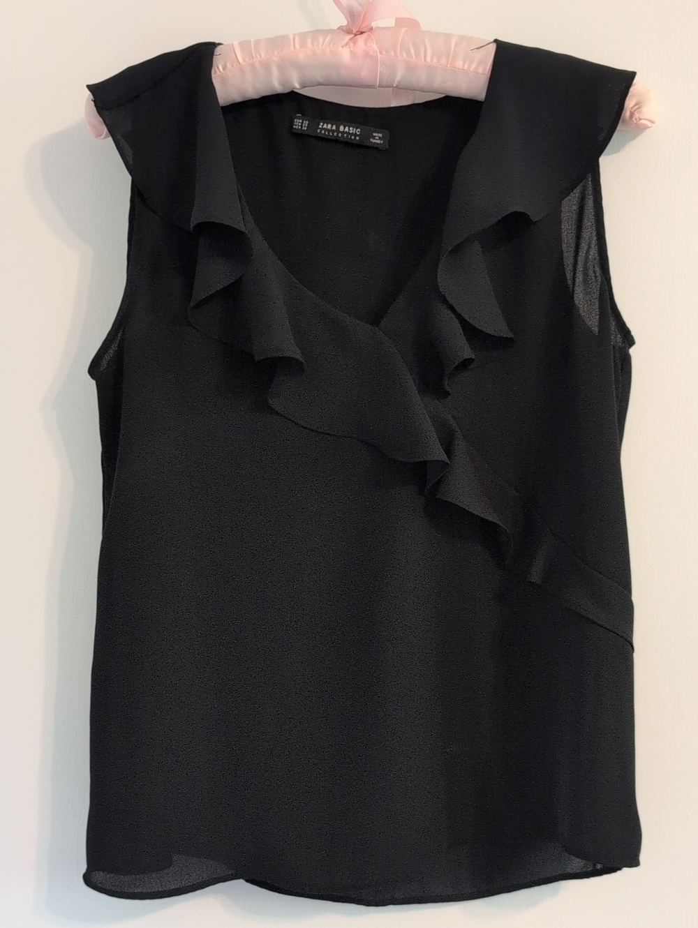 Zara Black Ruffle V-Neck Sleeveless Camisole